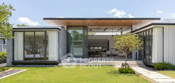 3-BR Villa at Botanica Green Boulevard in Thep Krasattri — photo 3