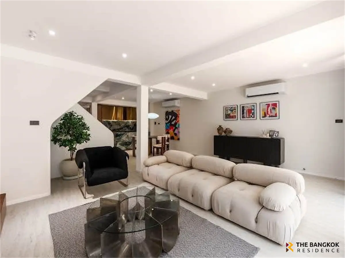 Townhouse in Bangkok, Thailand 3 bedrooms — photo 10