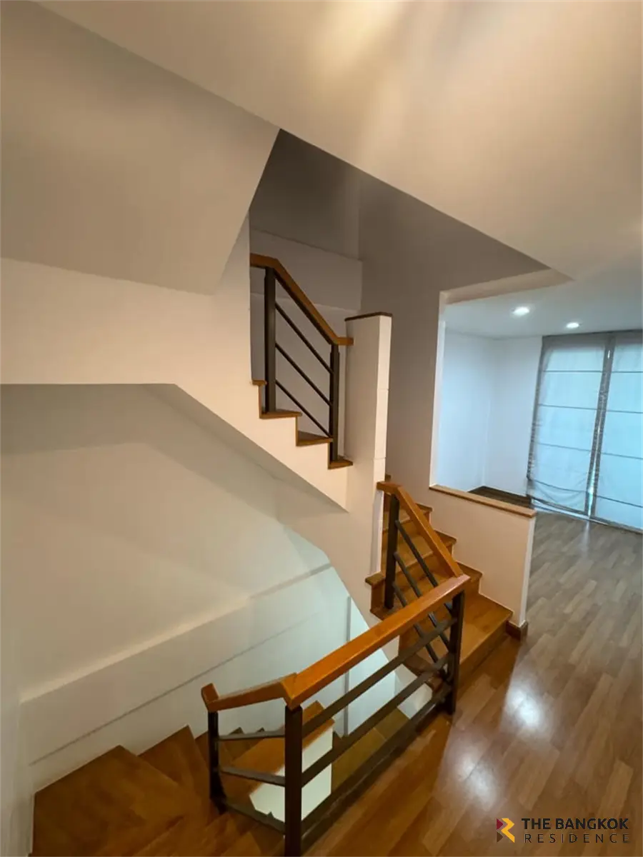 Townhouse in Bangkok, Thailand 3 bedrooms — photo 7