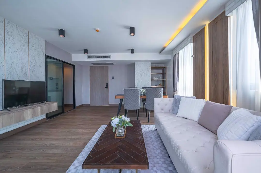 Duplex in Phra Khanong, Bangkok, Thailand 3 bedrooms — photo 2