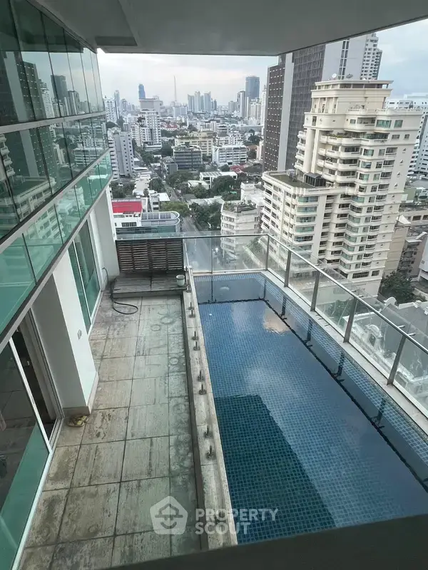 3-BR Condo at Le Raffine Jambunuda Sukhumvit 31 near BTS Phrom Phong — photo 4