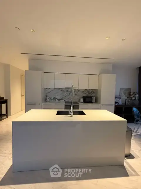 2-BR Condo at Four Seasons Private Residences Bangkok near BTS Saphan Taksin — ภาพ 5