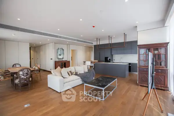3-BR Condo at Muniq Langsuan near BTS Ratchadamri — ภาพ 5