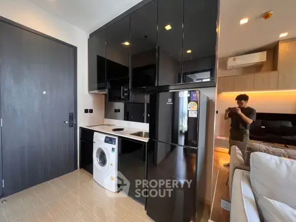 2-BR Condo at Noble Around Ari near BTS Ari — ภาพ 2