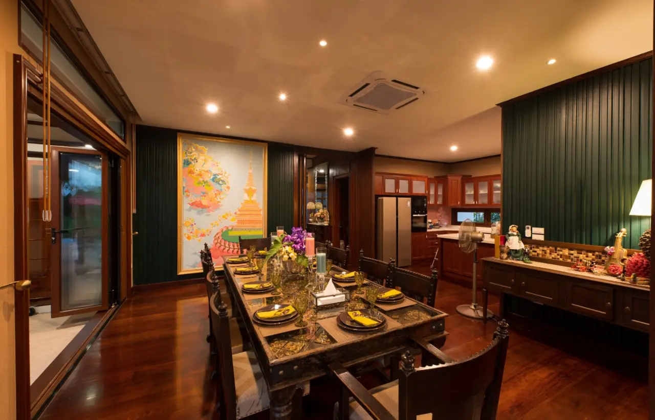 Villa in Saraphi, Thailand 5 bedrooms — photo 9