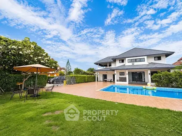 5-BR House at Pattaya Park Hill Nong Yai close to Pattaya — photo 5