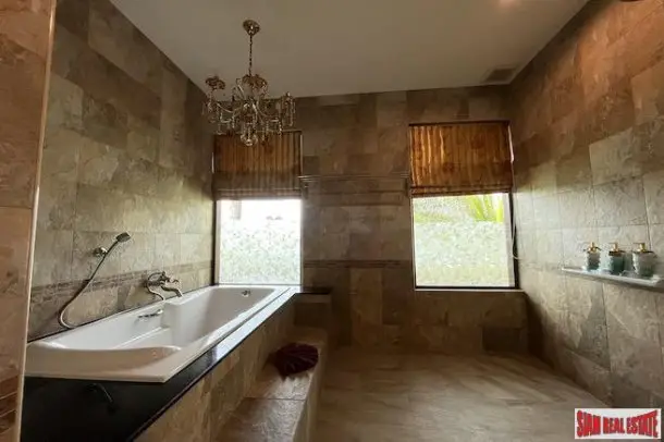 Villa in Ao Nang, Thailand 5 bedrooms — photo 4