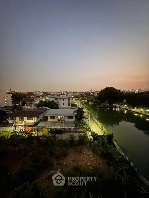 1-BR Condo at The Excel Ladprao-Sutthisan in Wang Thonglang — photo 7