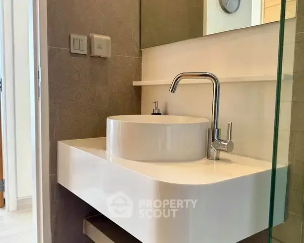 2-BR Condo close to Laguna — photo 7