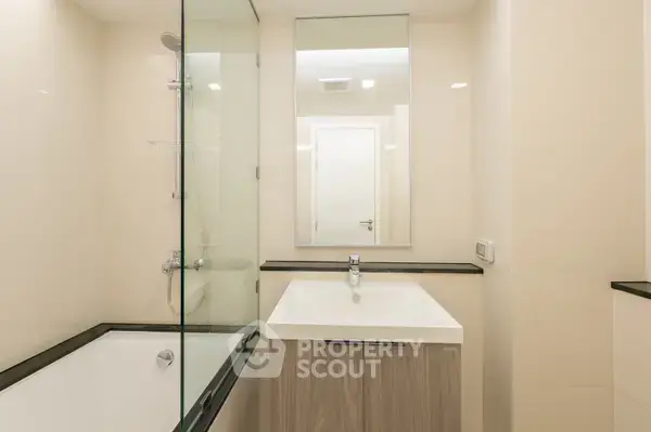 1-BR Condo at Circle Rein near BTS Asok — photo 7