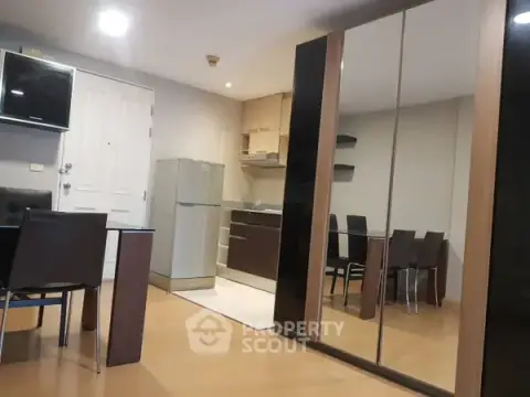 1-BR Condo at Plus 67 near BTS Phra Khanong — photo 5