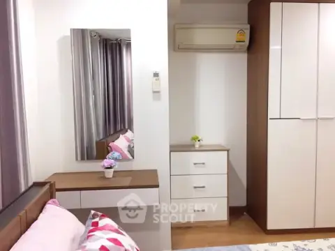 1-BR Condo at Bangkok Feliz Sukhumvit 69 near BTS Phra Khanong — photo 2