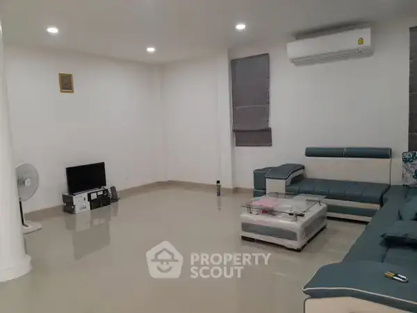 4-BR House in Ban Waen — ภาพ 2