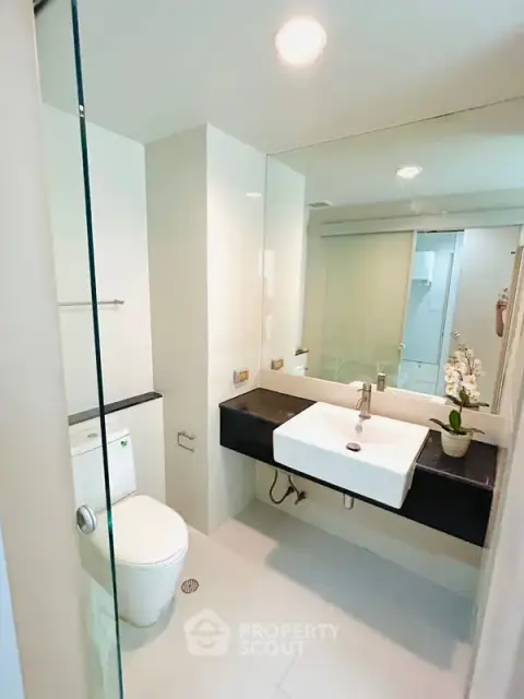 2-BR Condo at Ideo Blucove Sathorn near BTS Wongwian Yai — photo 3