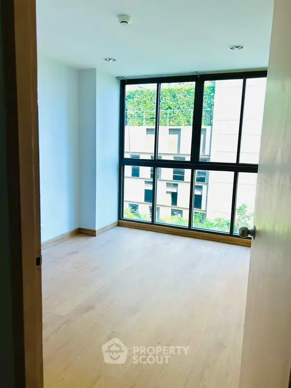 2-BR Condo at Ideo Blucove Sathorn near BTS Wongwian Yai — photo 7