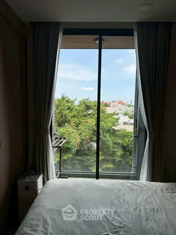 1-BR Condo at The Teak Sathorn-Lumpini near MRT Khlong Toei — photo 6