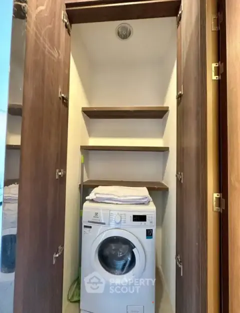 1-BR Condo at Menam Residences in Wat Phraya Krai — photo 4