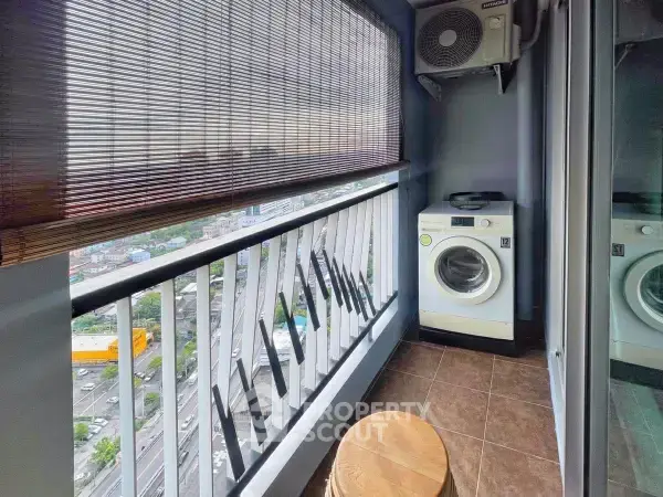 Studio Condo at Assakarn Place Srinakarin near ARL Hua Mak — photo 6
