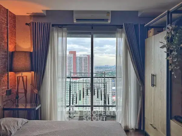 Studio Condo at Assakarn Place Srinakarin near ARL Hua Mak — photo 2