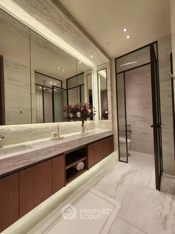 2-BR Condo at SCOPE Langsuan near BTS Chit Lom — photo 7