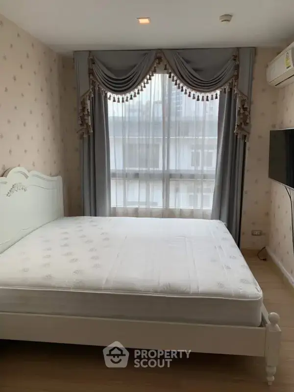 1-BR Condo at Tree Condo Sukhumvit 42 Condominium near BTS Phra Khanong — photo 2
