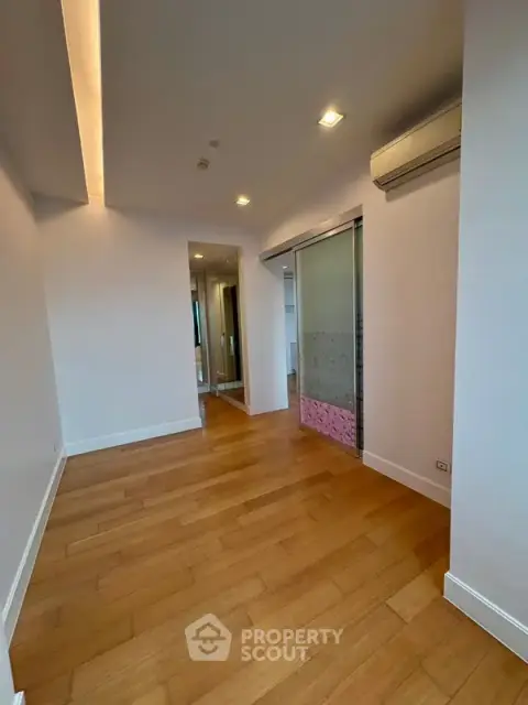 1-BR Condo at Equinox Paholyothin-Viphavadee near BTS Ha Yaek Lat Phrao — photo 5