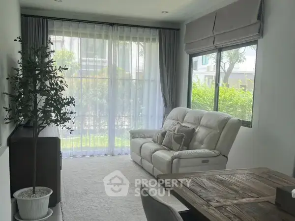 4-BR House at Saransiri Ramkhamhaeng in Khlong Song Ton Nun — photo 4