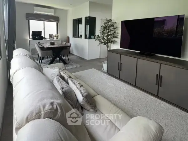 4-BR House at Saransiri Ramkhamhaeng in Khlong Song Ton Nun — photo 3