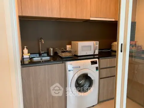2-BR Condo at Chambers Chaan Ladprao - Wanghin in Lat Phrao — photo 2
