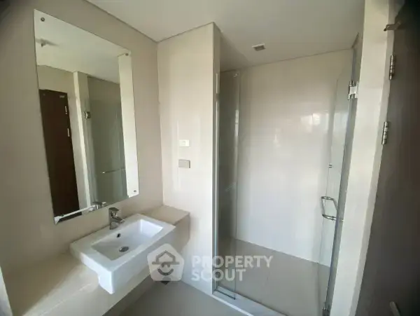 1-BR Condo at Le Luk Condominium near BTS Phra Khanong — photo 7
