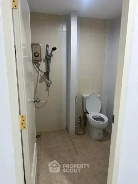 2-BR Townhouse in San Phisuea — photo 4