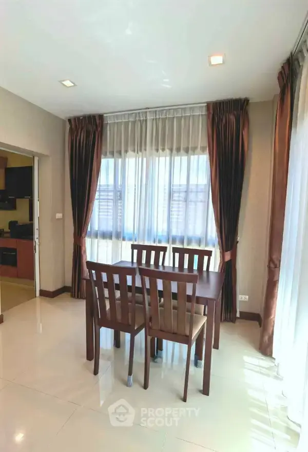 3-BR House in Chai Sathan — photo 5