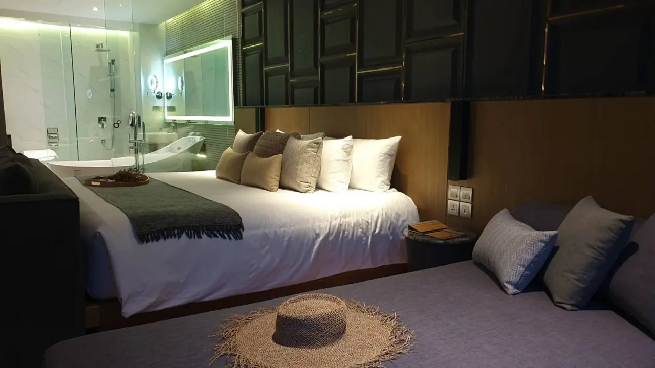 Condo in Phuket, Thailand, 1 bedroom in WYNDHAM GRAND NAI HARN — ภาพ 6