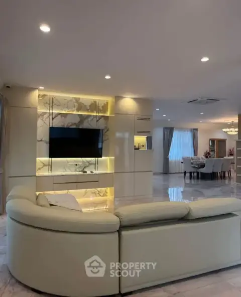 4-BR Villa at Paradise Villa 1 close to East Pattaya — photo 2