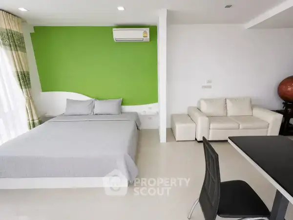 Studio Condo at Jada Beach Condo close to Pattaya — photo 2