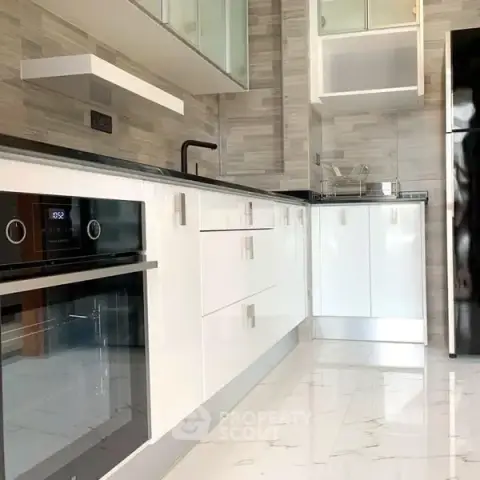 1-BR Condo at Icon 3 Condominium close to Thong Lo — photo 5