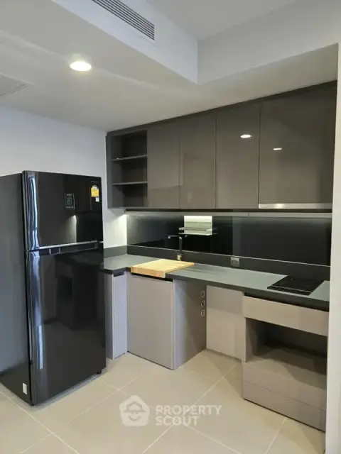 2-BR Condo at Oka Haus Sukhumvit 36 near BTS Thong Lor — photo 2