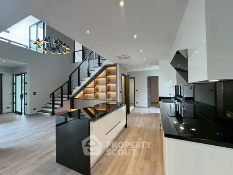 4-BR House in Mae Hia — photo 5