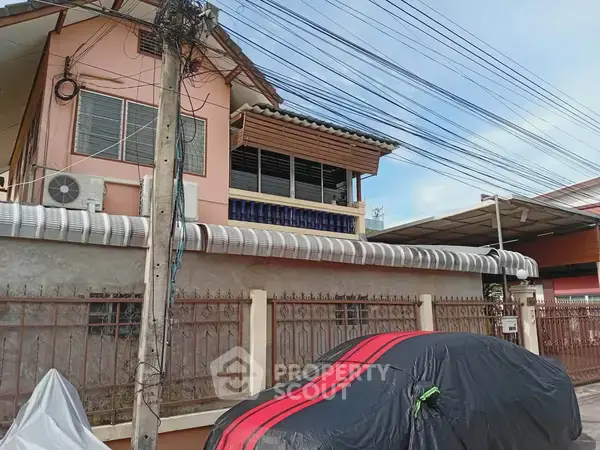 6-BR House in Si Phum — photo 2