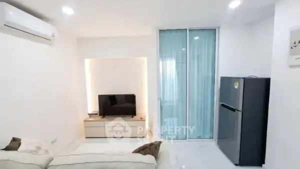 1-BR Condo in Nong Pa Khrang — photo 3
