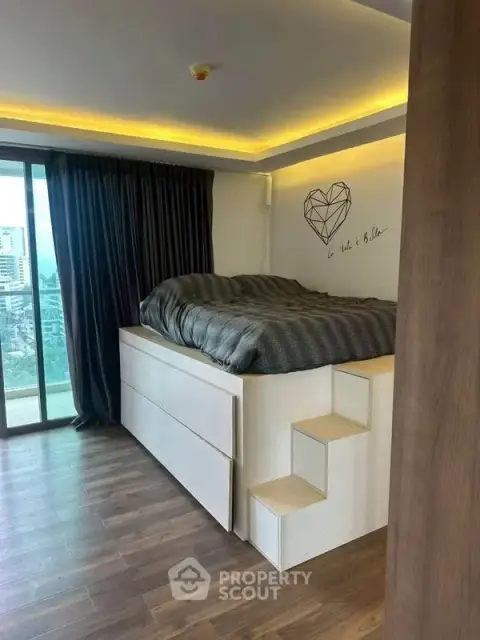 Studio Condo at The Peak Towers close to Phratamnak — photo 5