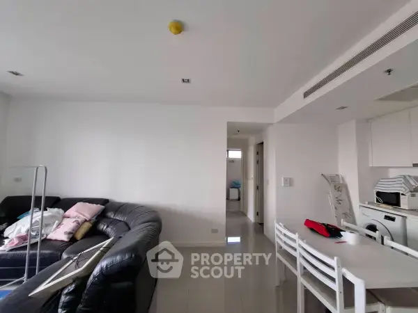2-BR Condo at Star View close to Phra Ram 3 — photo 3