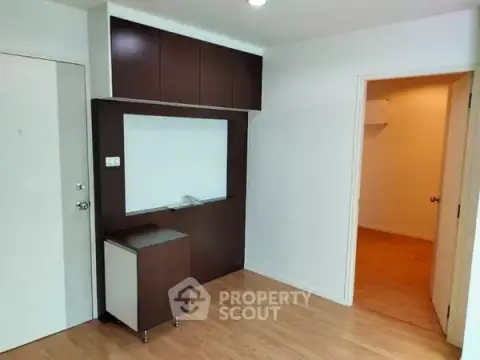 2-BR Condo at Lumpini Ville On Nut – Phatthanakan in Prawet — photo 3