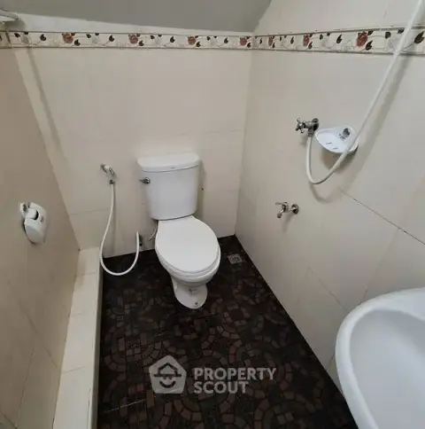 4-BR House in Pa Phai — photo 2