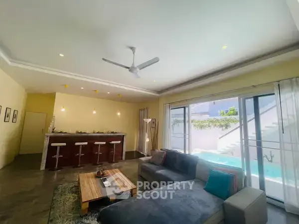 7-BR House in Maret — photo 3
