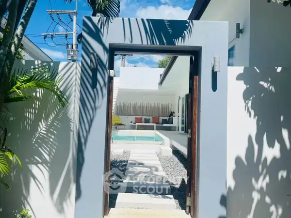 7-BR House in Maret — photo 4