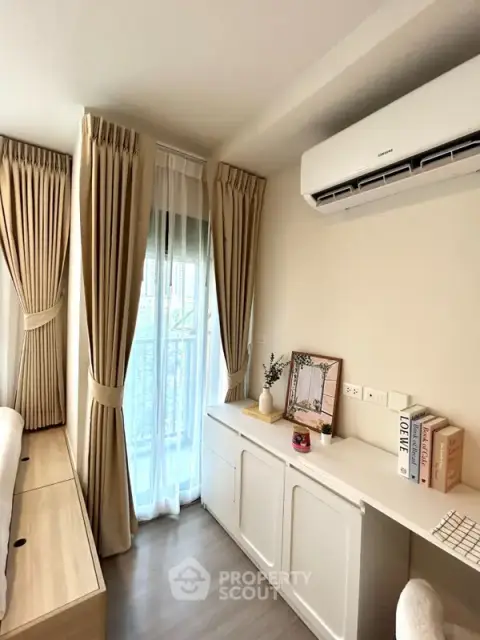 Studio Condo at The Muve Bangkhae near MRT Lak Song — фото 5