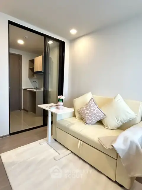 Studio Condo at The Muve Bangkhae near MRT Lak Song — фото 4