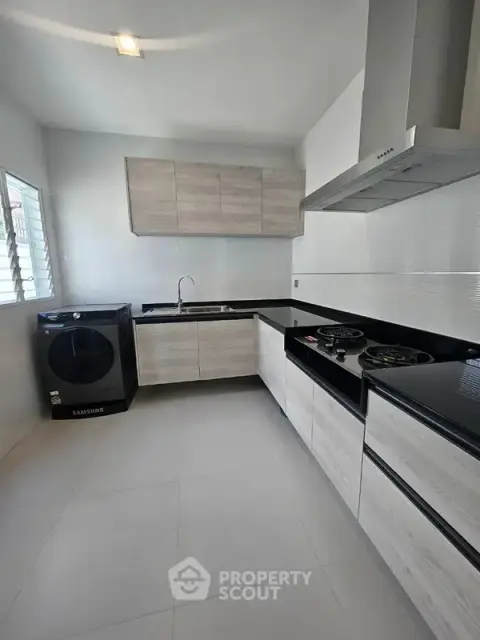 4-BR House in San Na Meng — ภาพ 4