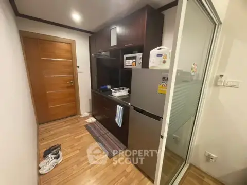 2-BR Condo at The Benefits Condo in San Phisuea — photo 4